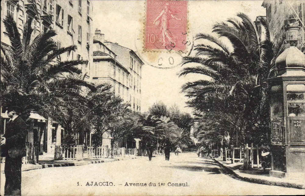 Ajaccio — Avenue du 1er Consul — editor Vaz & Cau, n°1 - Frente
