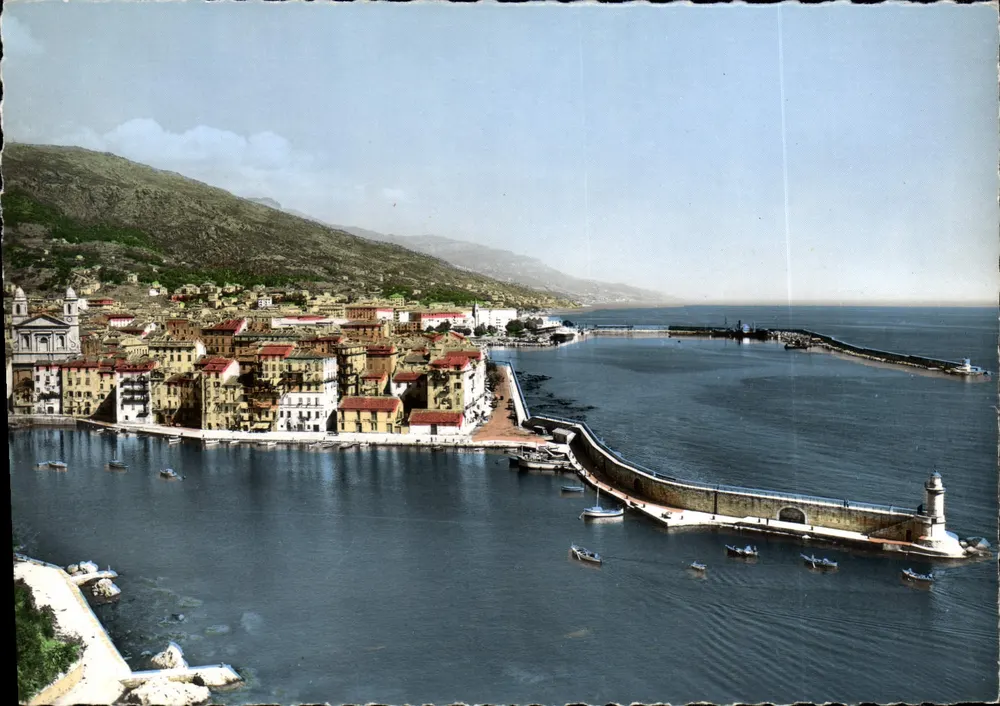 Bastia — Os dois portos — Edições M.-C. Mirament, Bastia - Frente