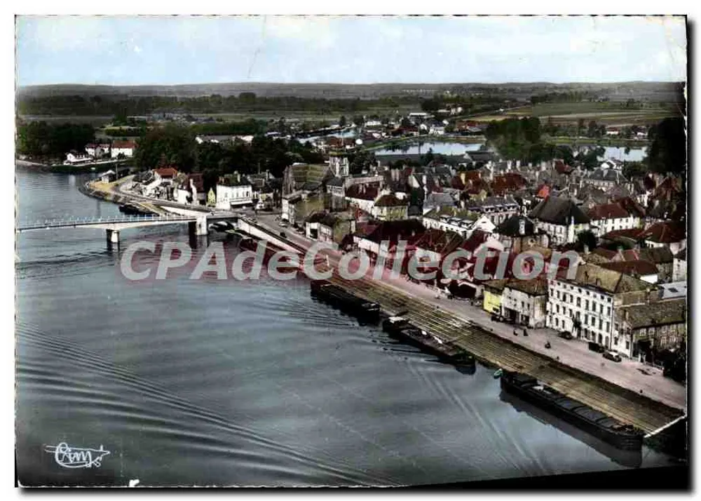 Vista aérea de Saint-Jean-de-Losne — Quai da Saône — editor Combière - Frente