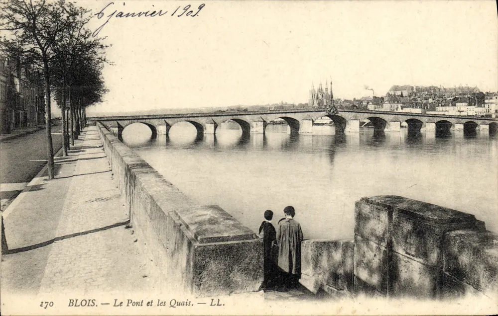 Blois — El Puente y los Muelles — n°170 - Anverso