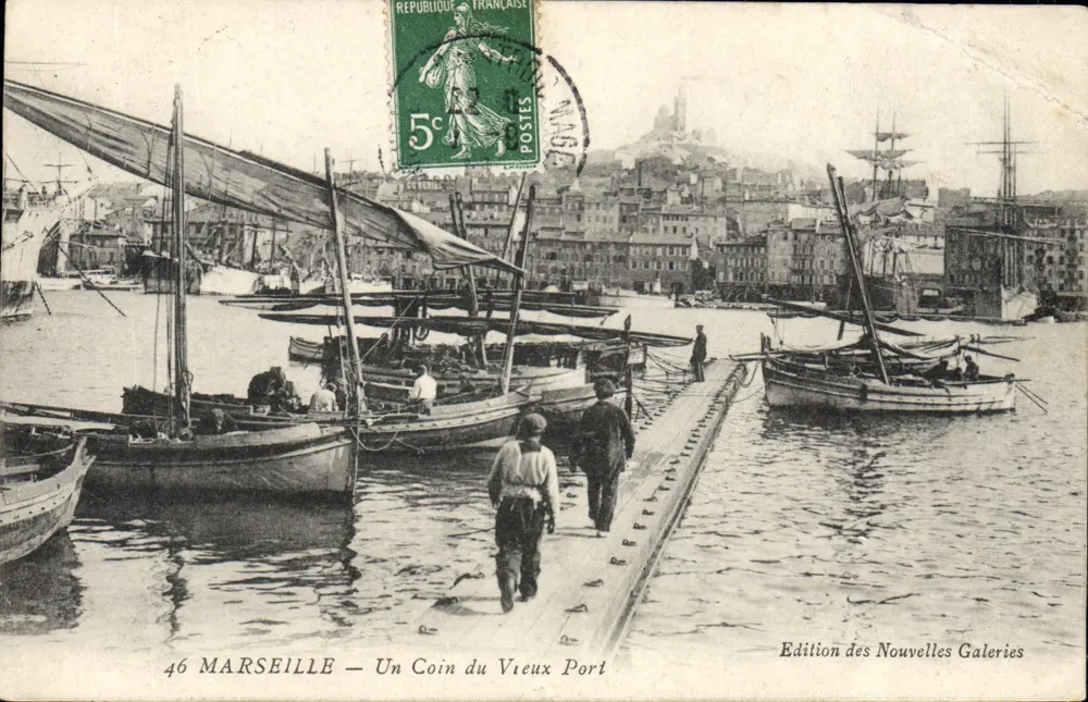 MARSEILLE — Ein Eckchen des Alten Hafens — Edition des Nouvelles Galeries - Vorderseite