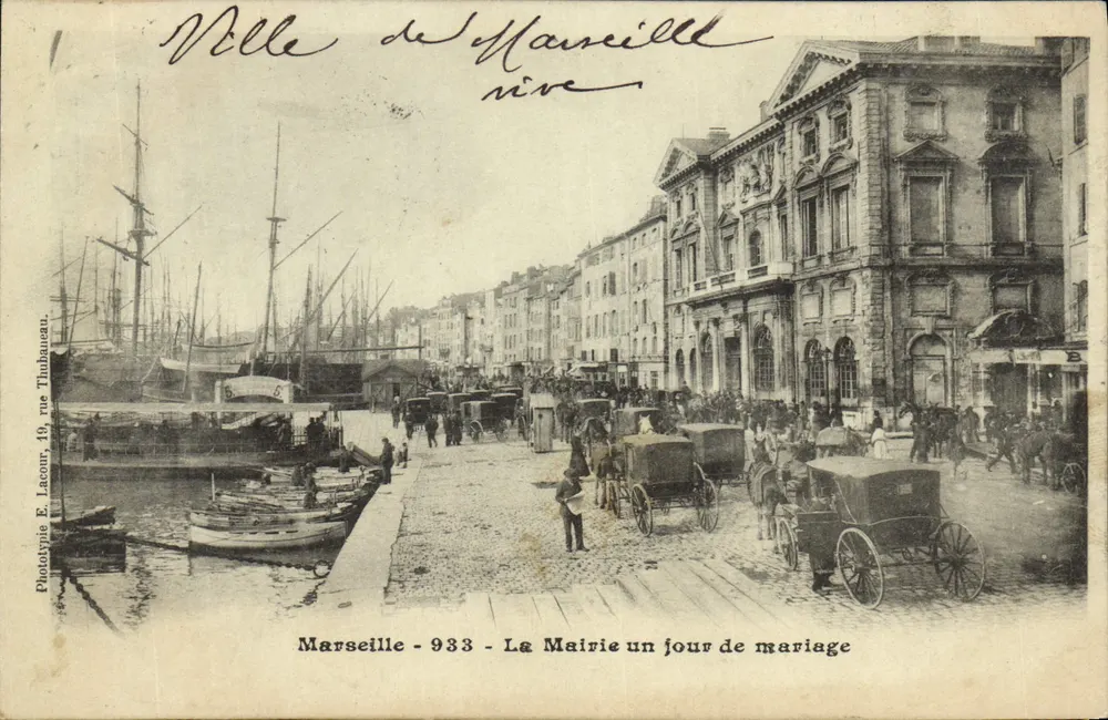 Marseille - Die Stadtverwaltung an einem Hochzeitstag — Phototypie E. Lacour, rue Thibault, 1933 - Vorderseite