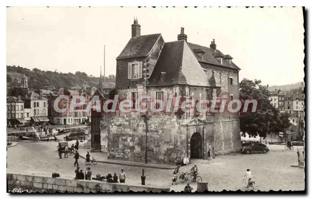 Honfleur (Calvados) — A Lieu'enance — Foto Coiffier Macon - Frente