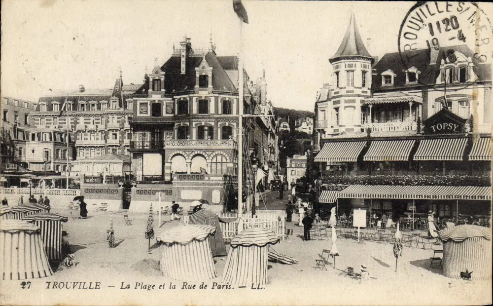 Trouville — Die Strandpromenade und die Rue de Paris — LL. - Vorderseite