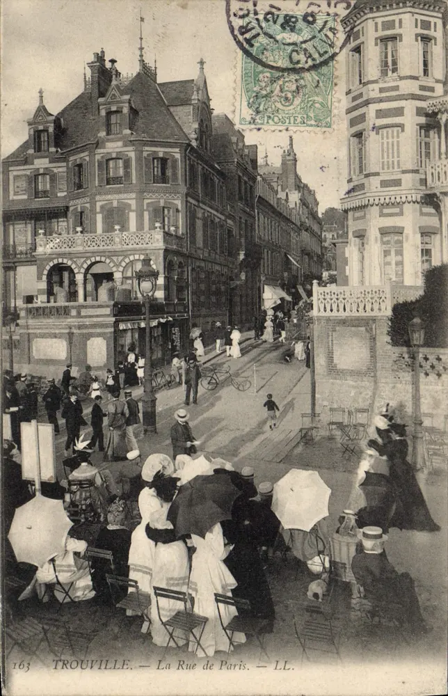 Trouville — La Rue de Paris — LL. n°163 - Voorkant