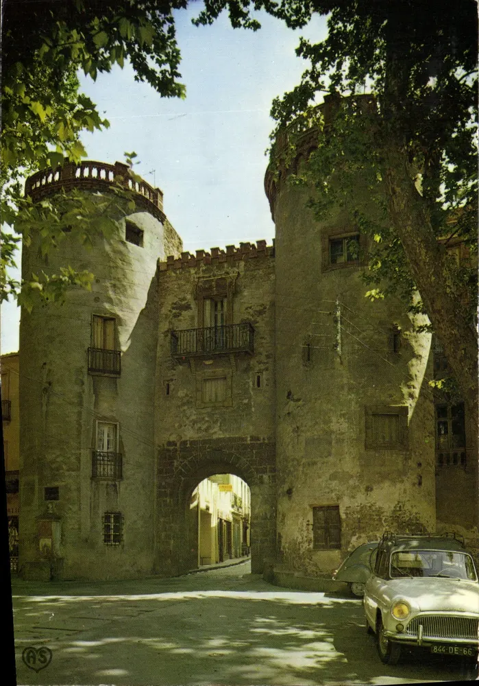As Duas Torres — Céret — Sociedade das Cartas Postais das Pirineus-Orientais - Frente