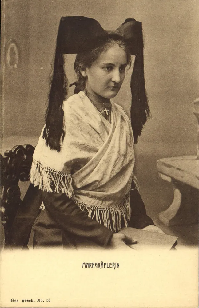 Marquise — Portrait in traditional costume — Ges gesch. No. 53 - Front