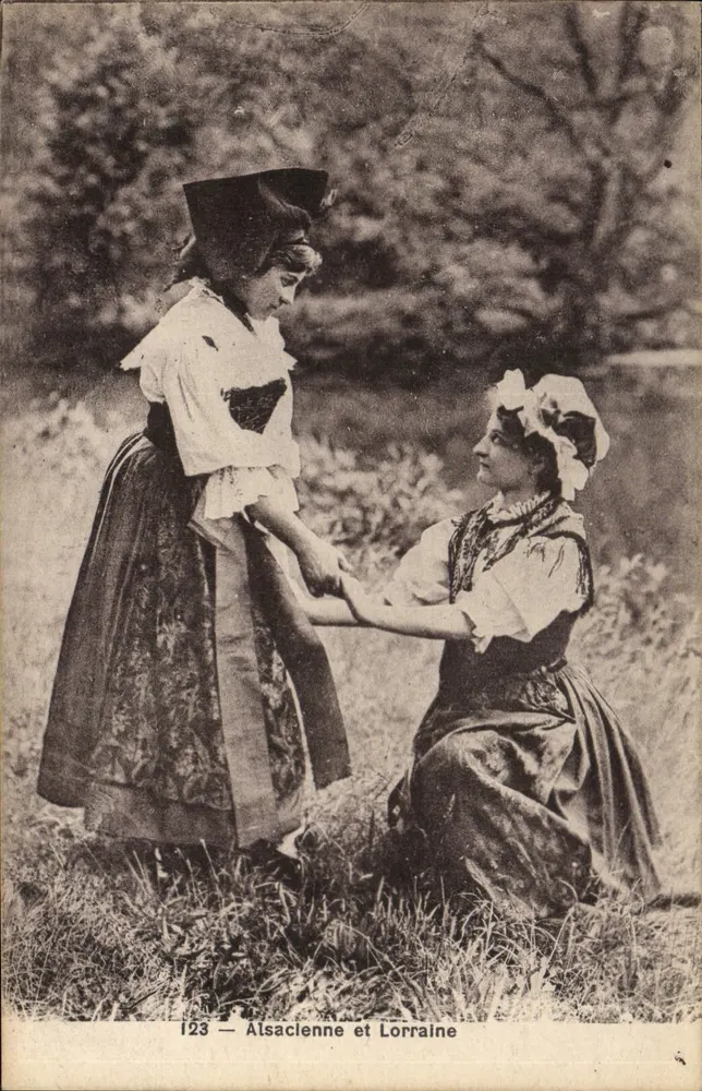Alsacienne and Lorraine — 123 — Alsacienne Edition, Pathus & Radt, Strasbourg - Front