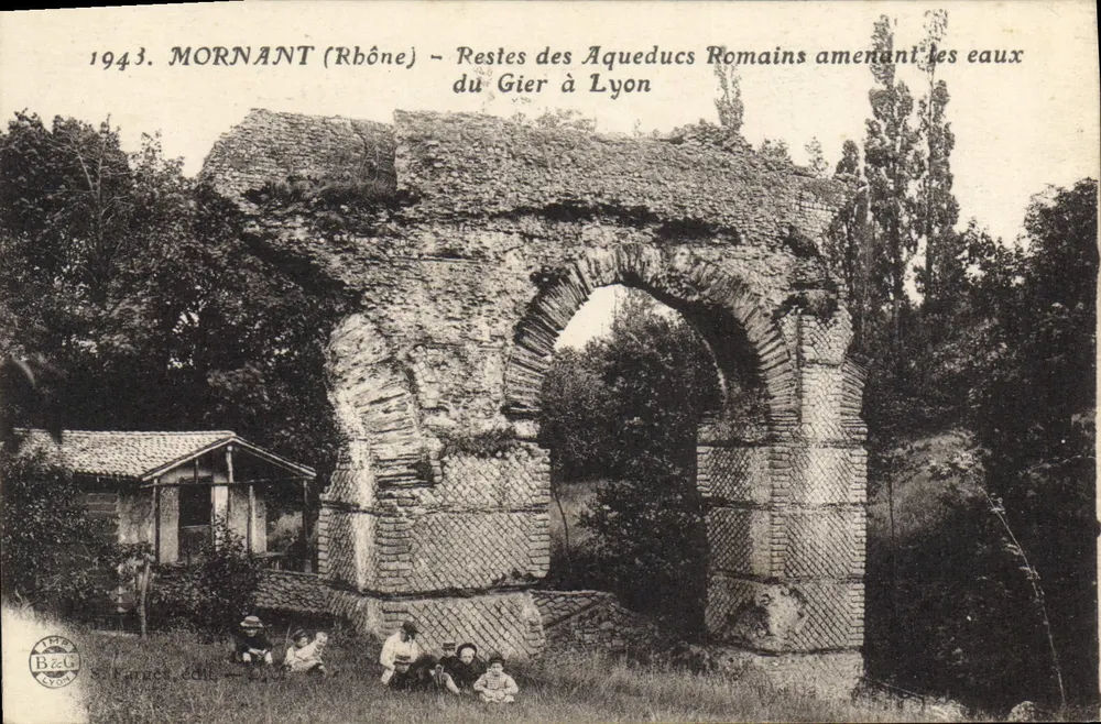 Mornant (Rhône) — Reste der römischen Aquädukte, die das Wasser des Gier nach Lyon leiteten — B. & G. Lyon - Vorderseite