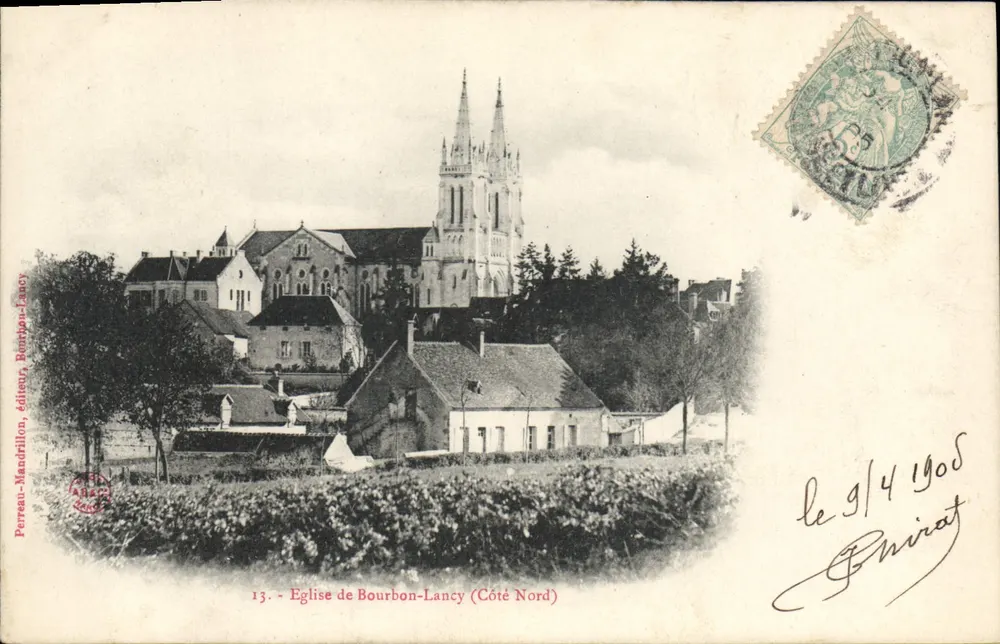 Igreja de Bourbon-Lancy (Lado Norte) — vista panorâmica — Perreau-Mandrillon, editor, Bourbon-Lancy - Frente