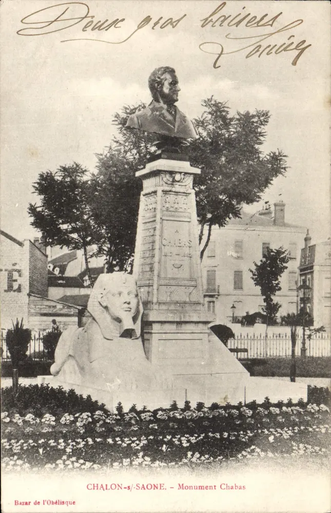 Chalon-sur-Saône — Monument Chabas — Busto de Chabas e esfinge - Frente