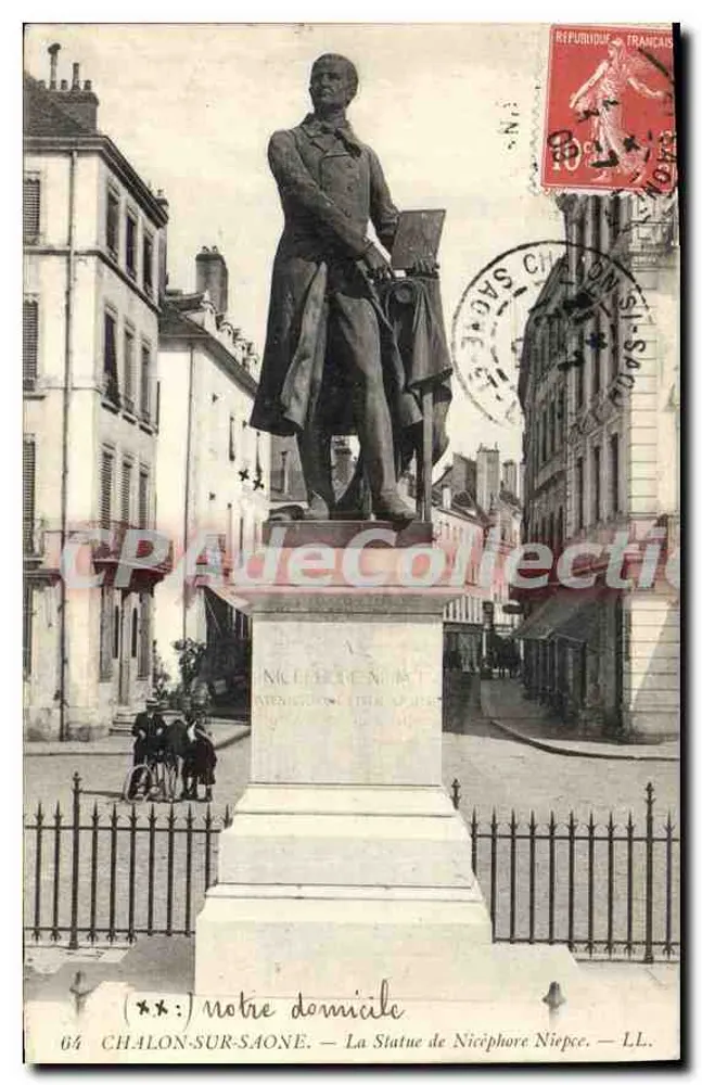 Chalon-sur-Saône — A Estátua de Nicéphore Niépce — LL. - Frente