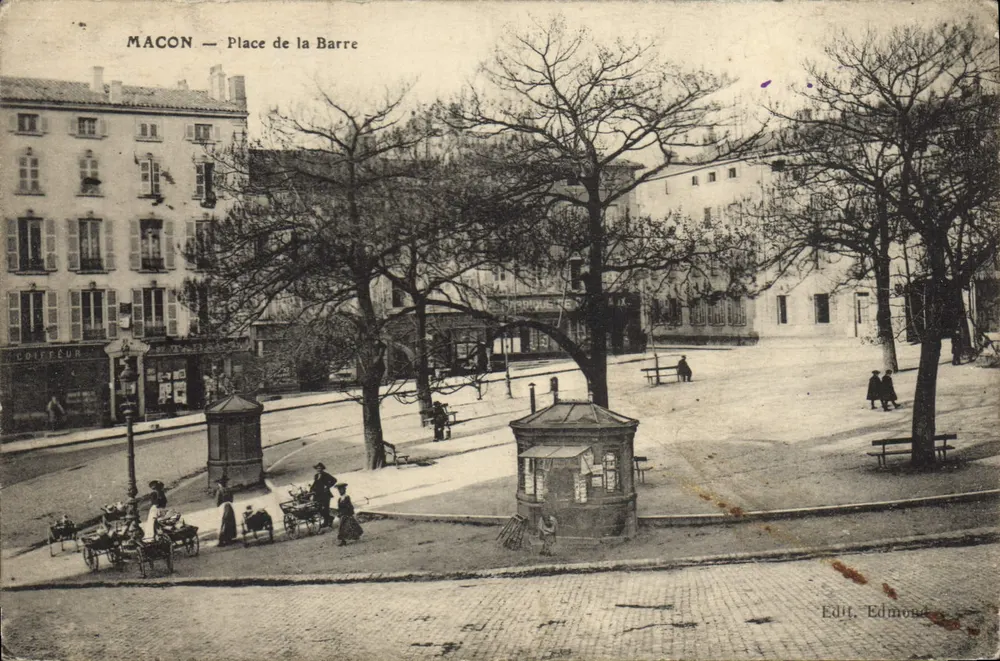 Macon — Place de la Barre — Edit. Edmond - Frente