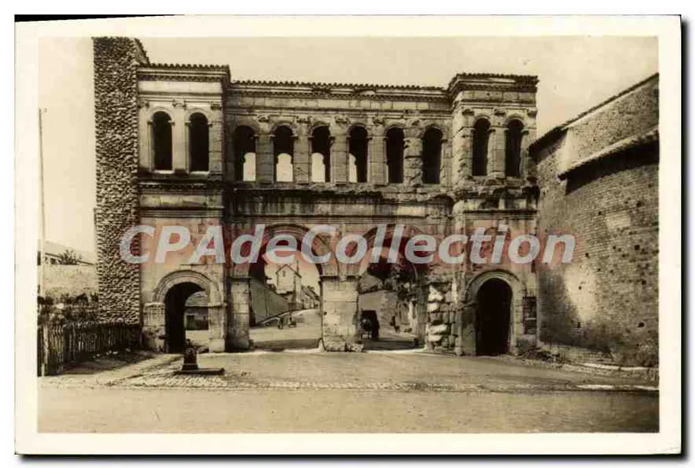 Autun - Porta Saint-Norbert — monumento romano com um corpo de guarda único na França, ND - Frente