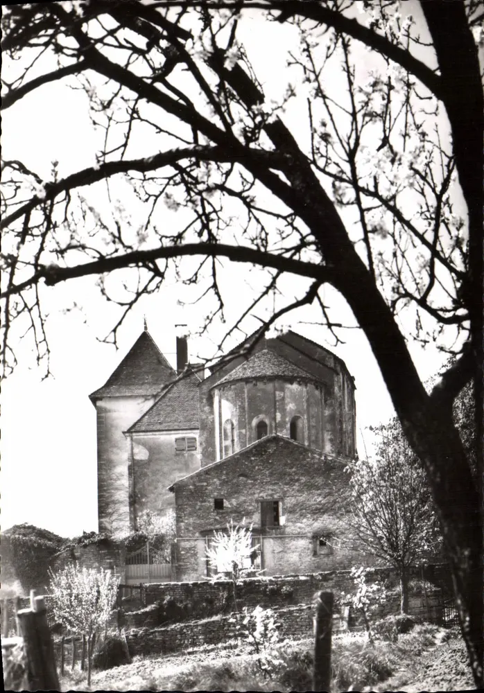 Berzé-la-Ville — Kapelle der Mönche (Anfang des 12. Jahrhunderts) — Photo Guy und Allet - Macon - Vorderseite