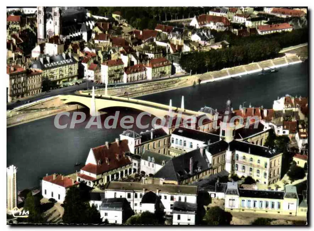 Chalon-sur-Saône — vue panoramique aérienne — éditeur COMAINE IAP (CPAdeCollection) - Recto