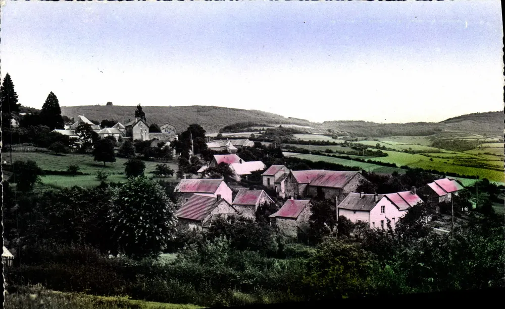 Cussy-en-Morvan — Panoramablick auf die Monts du Morvan — Authentische Fotografie von Guyot, Autun - Vorderseite