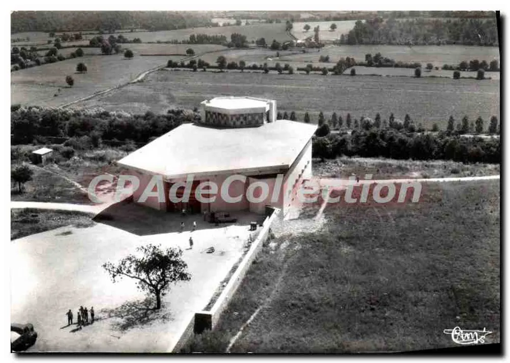 Taizé (71) — Kirche der Versöhnung — Luftaufnahme — Fotograf: Crim's - Vorderseite