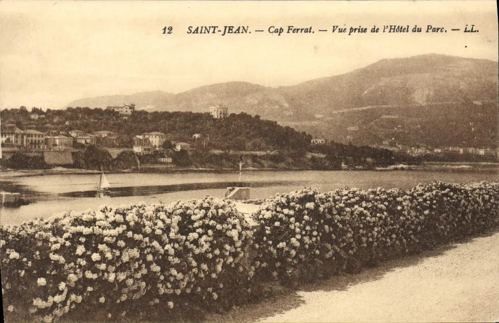 Saint-Jean — Cap Ferrat — Ansicht vom Hôtel du Parc — L.L. - Vorderseite