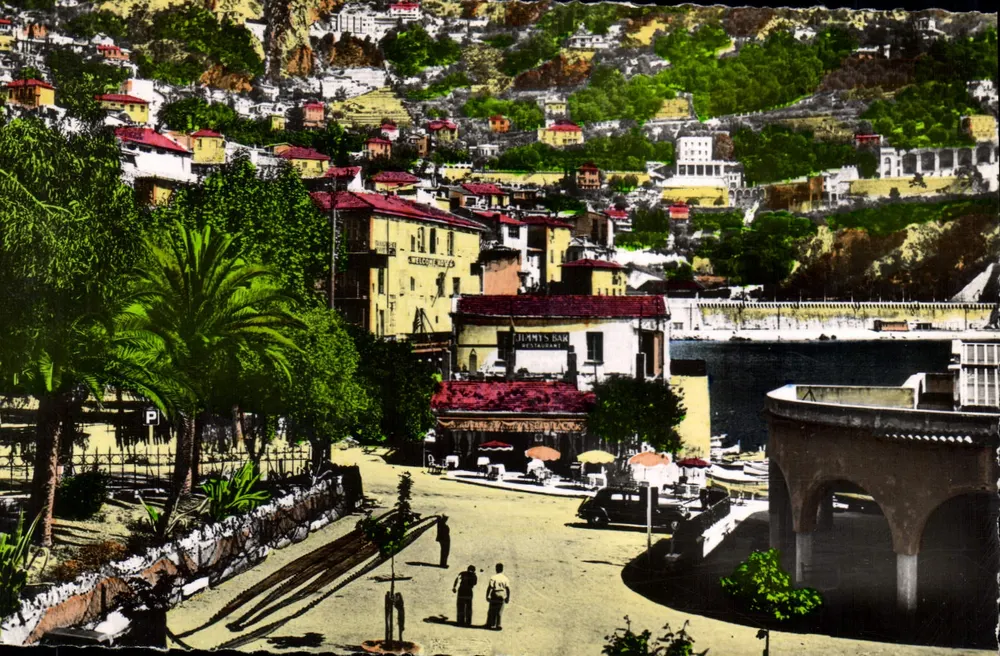 Villefranche-sur-Mer — vista do porto e do bairro — Éditions A.-M. - Frente
