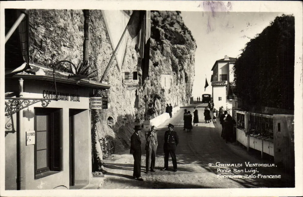 Ponte San Luigi — Italien-Französisch Grenze — Grimaldi Ventimiglia - Vorderseite
