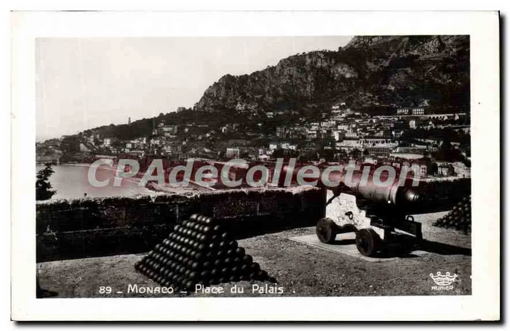 Mônaco - Praça do Palácio — vista com canhão e pilhas de bolas de canhão — editor MUNIER, n° 89 - Frente