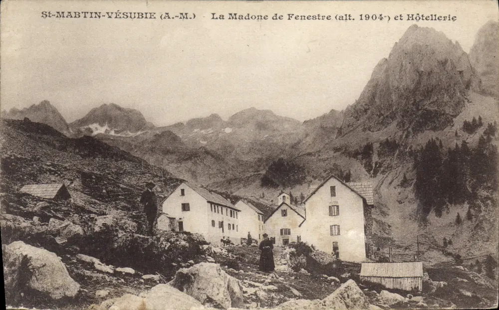 St-Martin-Vésubie (A.-M.) — La Madone de Fenestre (Höhe 1904 m) und Hotel - Vorderseite