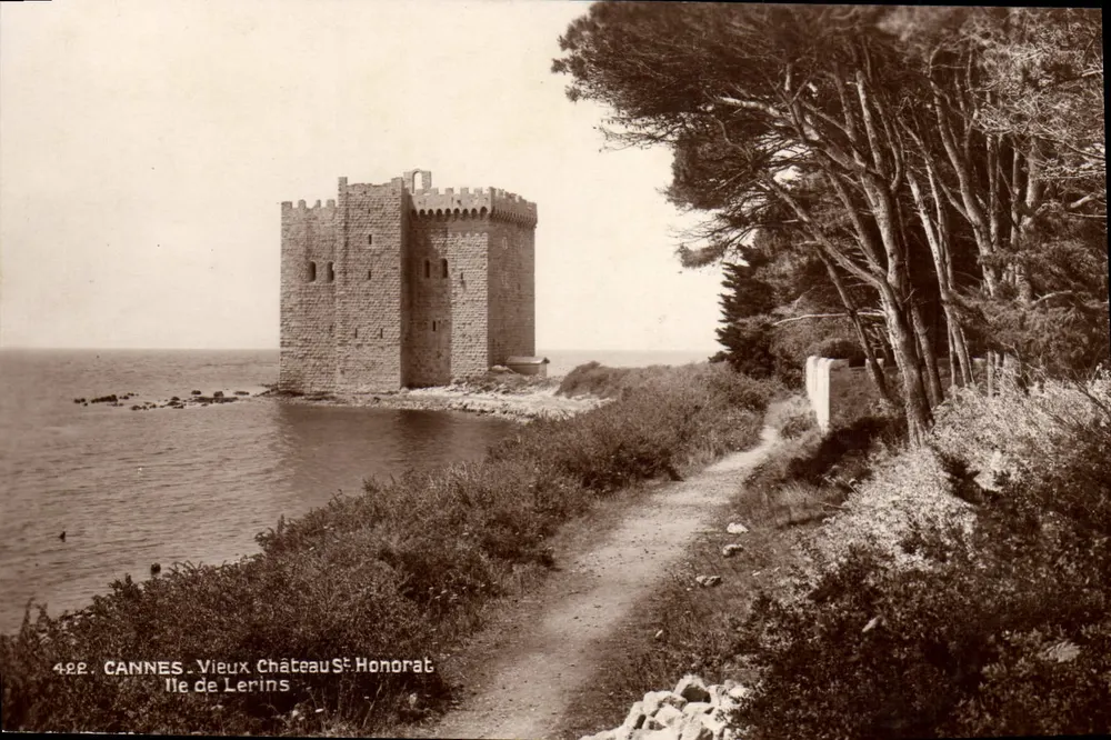 Cannes — Altes Schloss Saint-Honorat — Insel Lerins — J. Giletti & Cie, Nice - Vorderseite