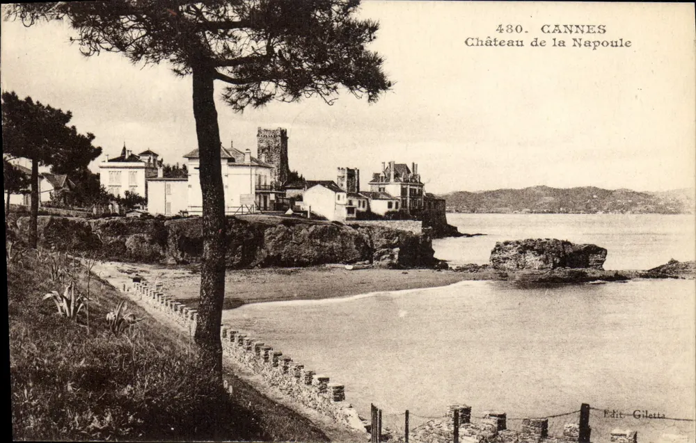 Cannes - Castelo de La Napoule — Editor Gilletta, n° 480 - Frente