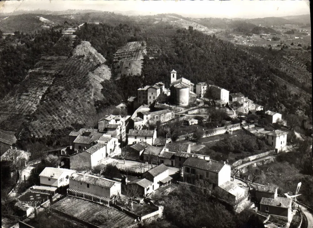 Auribeau (Alpes-Maritimes) — Vista geral — Festival Internacional de Cinema Amador, Cannes - Frente