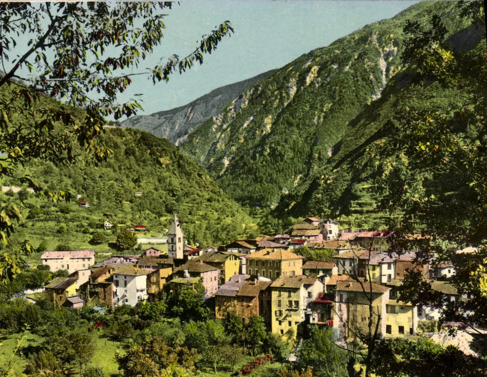 Saint-Sauveur-sur-Tinée (A.M.) — Allgemeine Ansicht — Höhe 500 Meter — Éditions Photoguy, Nr. B. 515 - Vorderseite
