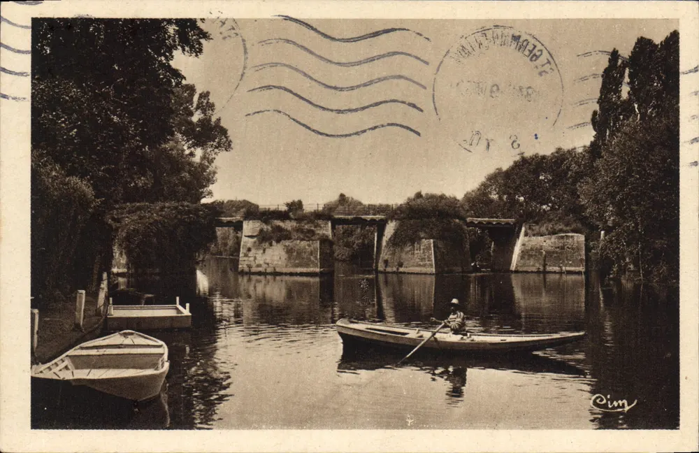 Der alte Brücke in Villennes-sur-Seine — Verlag 'Pim' — Seriennummer nicht sichtbar - Vorderseite