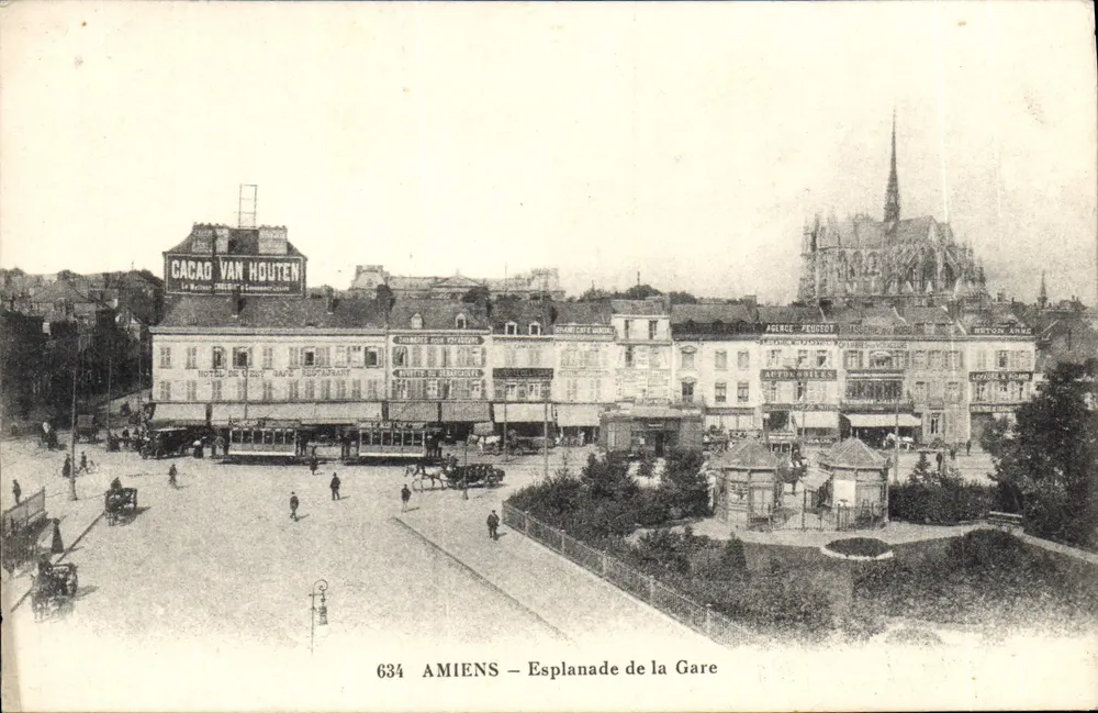 Amiens – Esplanada da Estação – L. Carou, fot.-edit., Amiens, n° 634 - Frente
