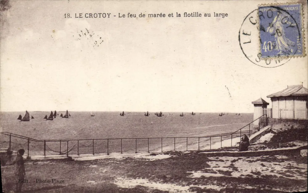 Le Crotoy — Das Gezeitensignal und die Flottille im Hintergrund — Photo-Plage - Vorderseite