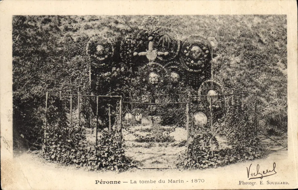 पेरॉन — समुद्री व्यक्ति की कब्र — 1870 — फोटोग्राफी ई. सूइल्यार्ड - आगे