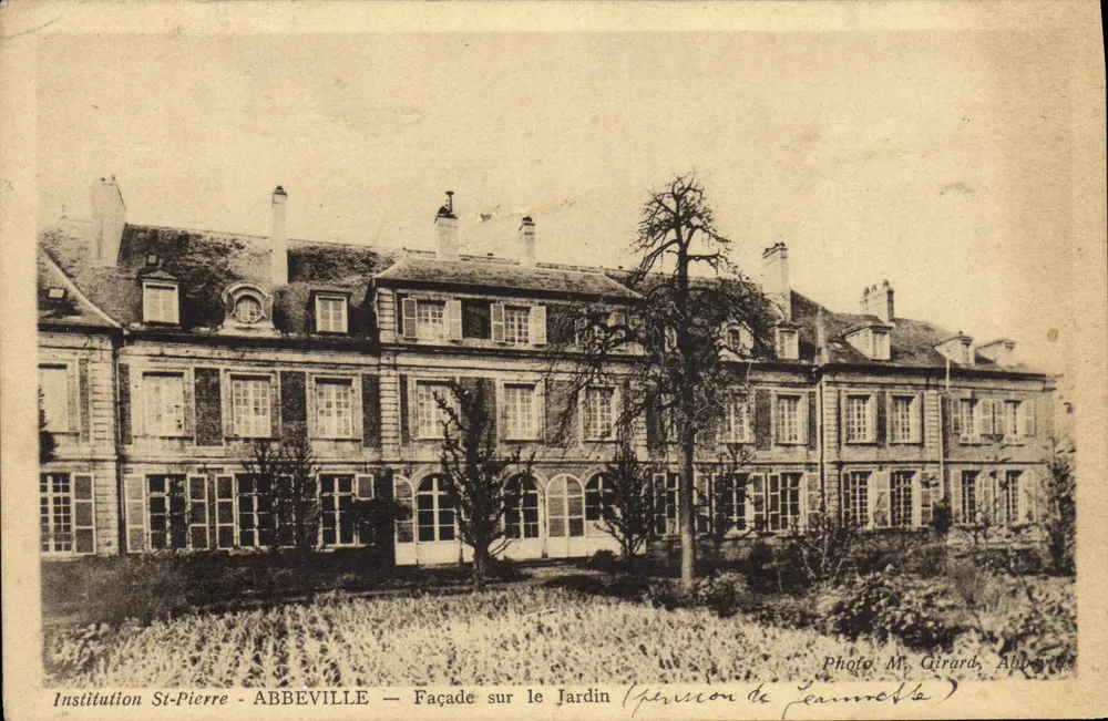 Institution St-Pierre — Fassade zum Garten — Foto von Herrn Girard, Abbeville - Vorderseite