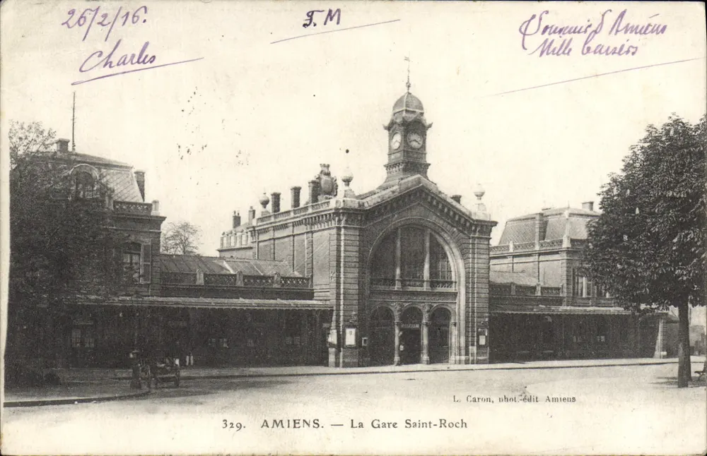 Amiens — A Estação Saint-Roch — L. Caron, fot.-editora Amiens, n° 329 - Frente