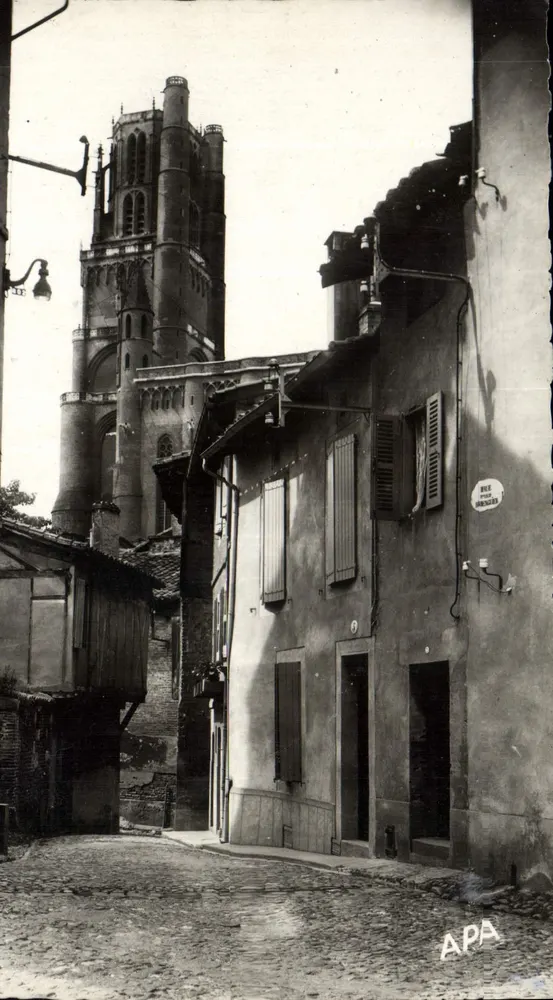 Albi — Turm der Kathedrale Sainte-Cécile und Rue des Prêtres — Verlag A. Poujoulat - Vorderseite