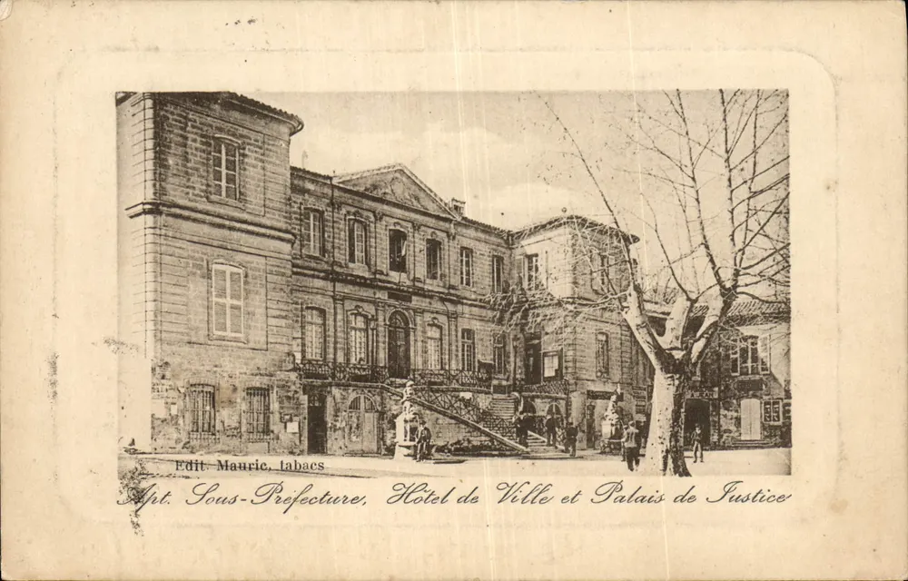 Apt — Untere Präfektur, Rathaus und Gerichtsgebäude — Edit. Mauriac, Tabak - Vorderseite