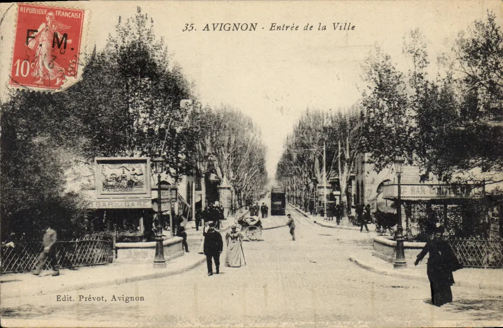 Avignon - Entrada da Cidade — 35. — Edit. Prévot, Avignon - Frente