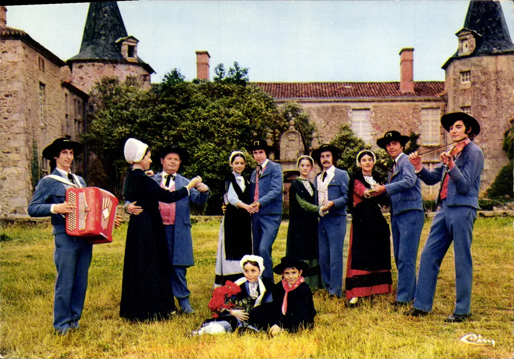 Los Joyeux Vendéens — grupo folclórico — editor Cimchrome, n° PP.999.15.4.0204 - Anverso