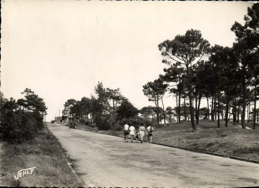Saint-Jean-de-Monts — Avenue des Deux Plages — Editions JEHLY - Vorderseite