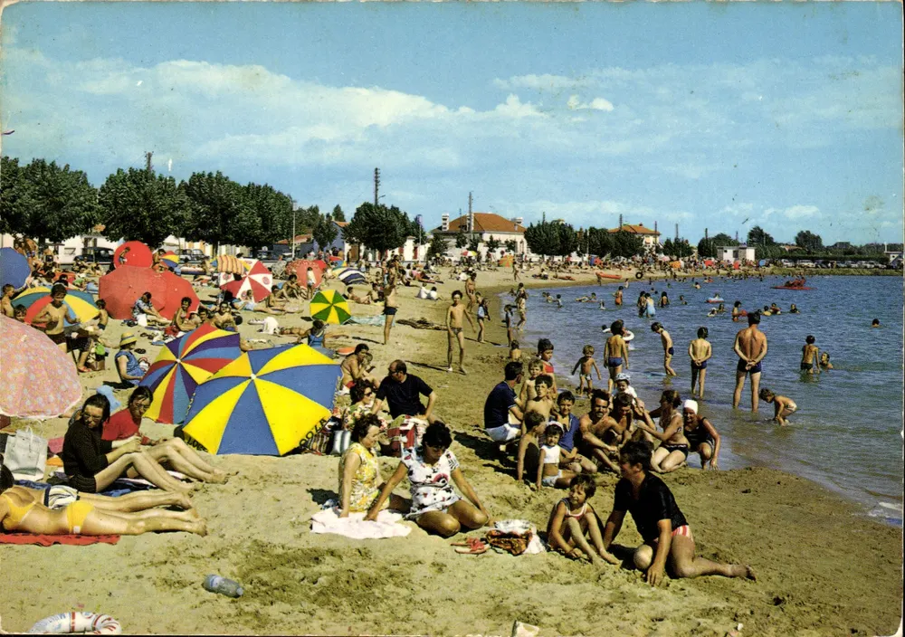 Praia do Lago — Aiguillon-sur-Mer — Editor Artaud-Ebers, n° 99 - Frente