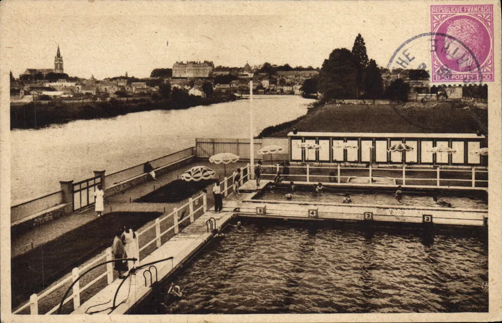 Piscine de SABLÉ (Sarthe) — Ansicht der Stadt — C. Lambert, Fotograf - Vorderseite