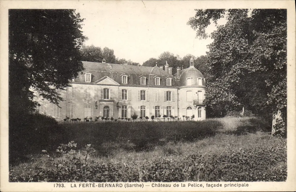 La Ferté-Bernard (Sarthe) — Schloss La Pelice, Hauptfassade — A. Dolbeau, Le Mans - Vorderseite