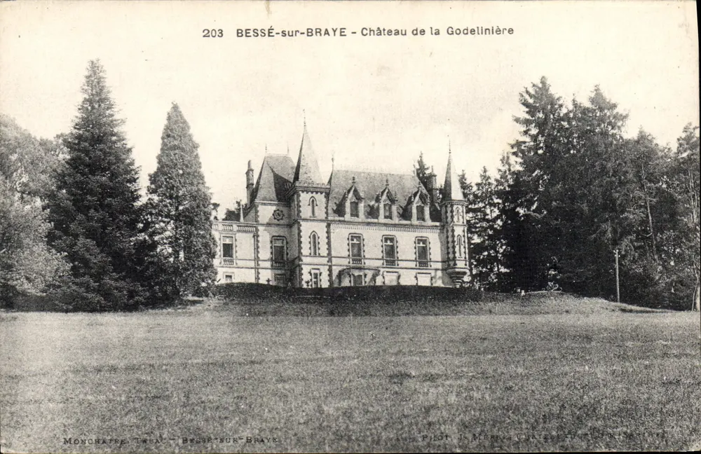 Bessé-sur-Braye — Schloss La Godelinière — Foto von J. Méry - Vorderseite