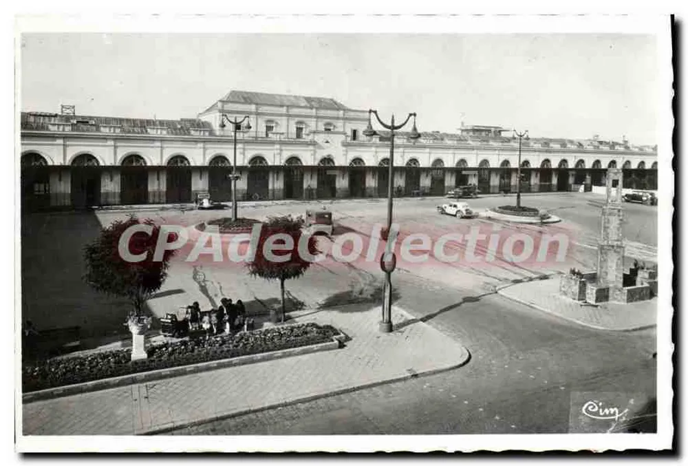 Estação da S.N.C.F. em Le Mans — vista da praça — editor Coim - Frente