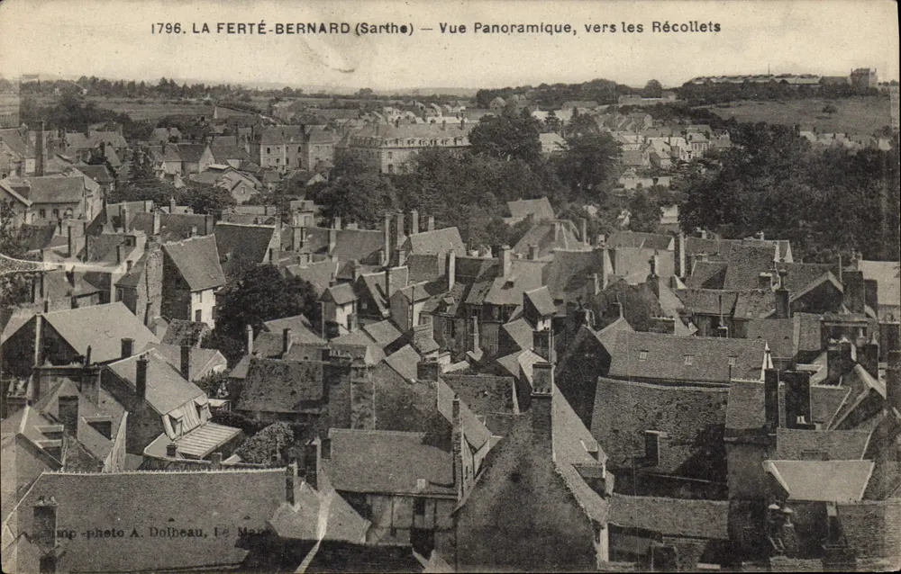 LA FERTÉ-BERNARD (Sarthe) — Panoramische Ansicht, Richtung Récollets — Imp. photo A. Dolbeau, Le Mans - Vorderseite