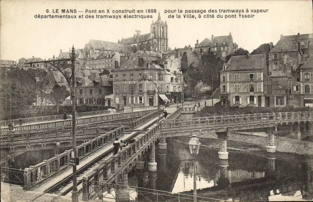 Le Mans — Brücke X, gebaut 1898 für den Durchgang von Dampf- und elektrischen Trams, Seite der Brücke Yssoir - Vorderseite