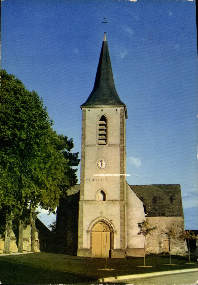 Pezé-le-Robert (Sarthe) — A Igreja — Editor não visível - Frente